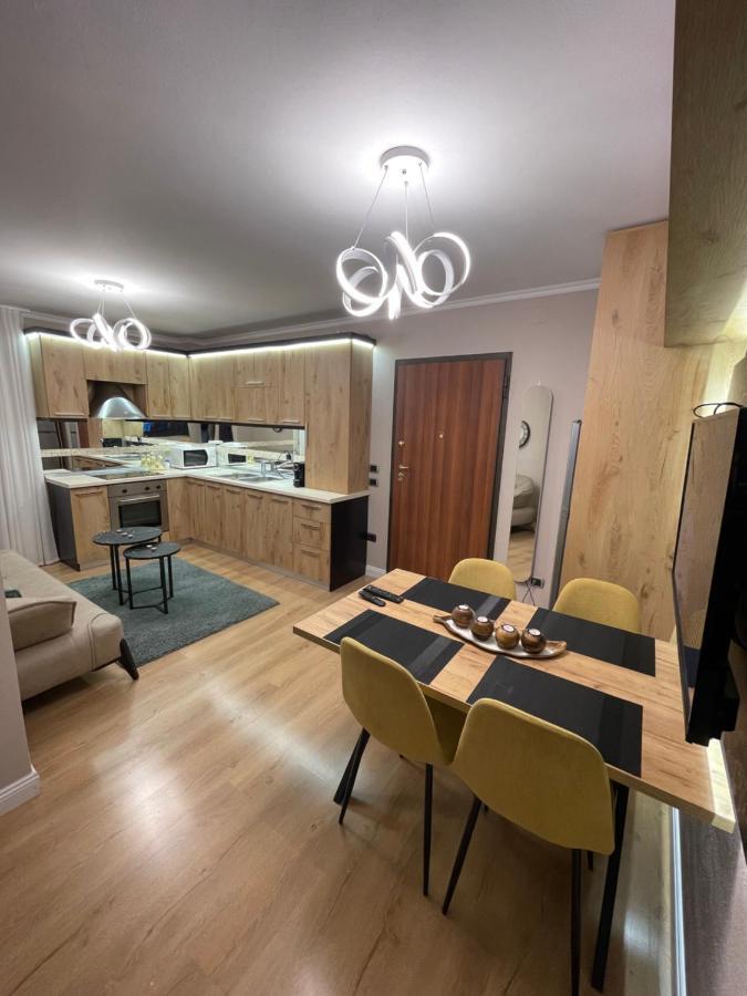 טיראנה Superior 2Br Apartment מראה חיצוני תמונה